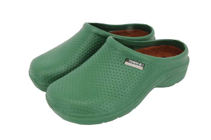 Town & Country Eva Cloggies Green Size 9 - TFW6585