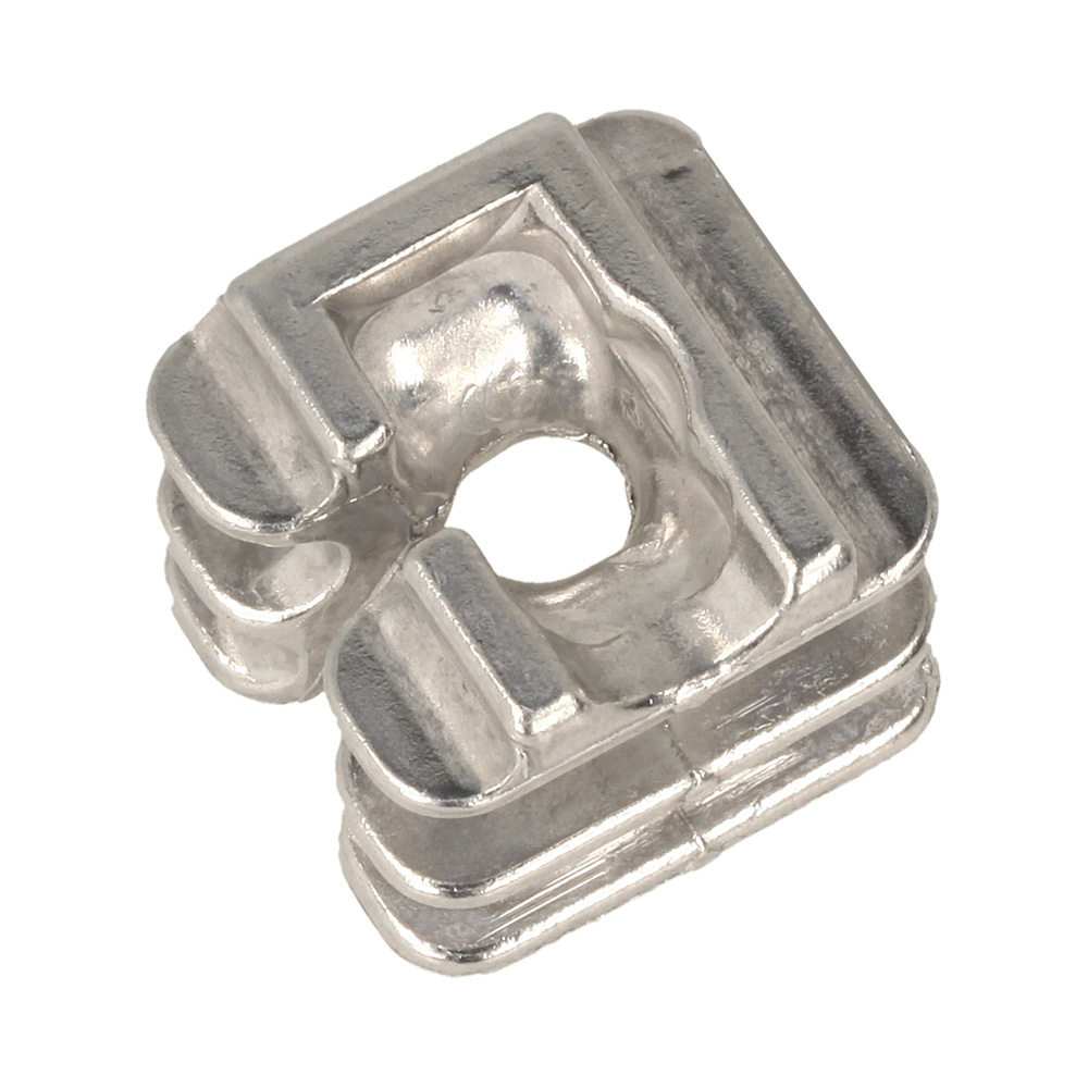 Eyelet